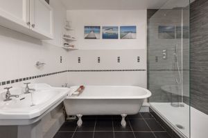 Photo 15- click for photo gallery